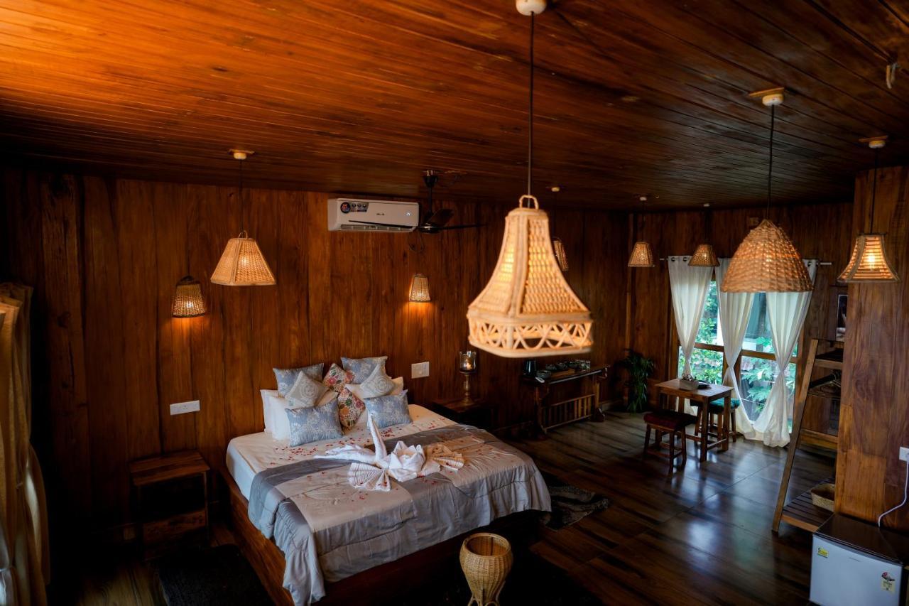 Driftwood Beach Resort วาร์คาลา ภายนอก รูปภาพ